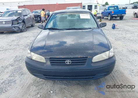 1998 Toyota Camry Le z USA, uszkodzony, nr VIN 4T1BG22K0WU338168